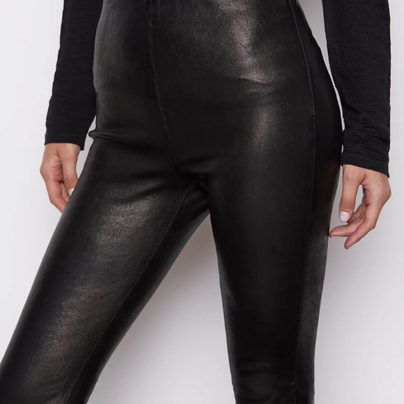 Frame Leather Legging
in Noir size M - Picture 7 of 9